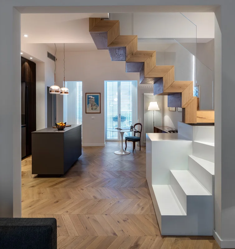 fotografo interni firenze casa con scala